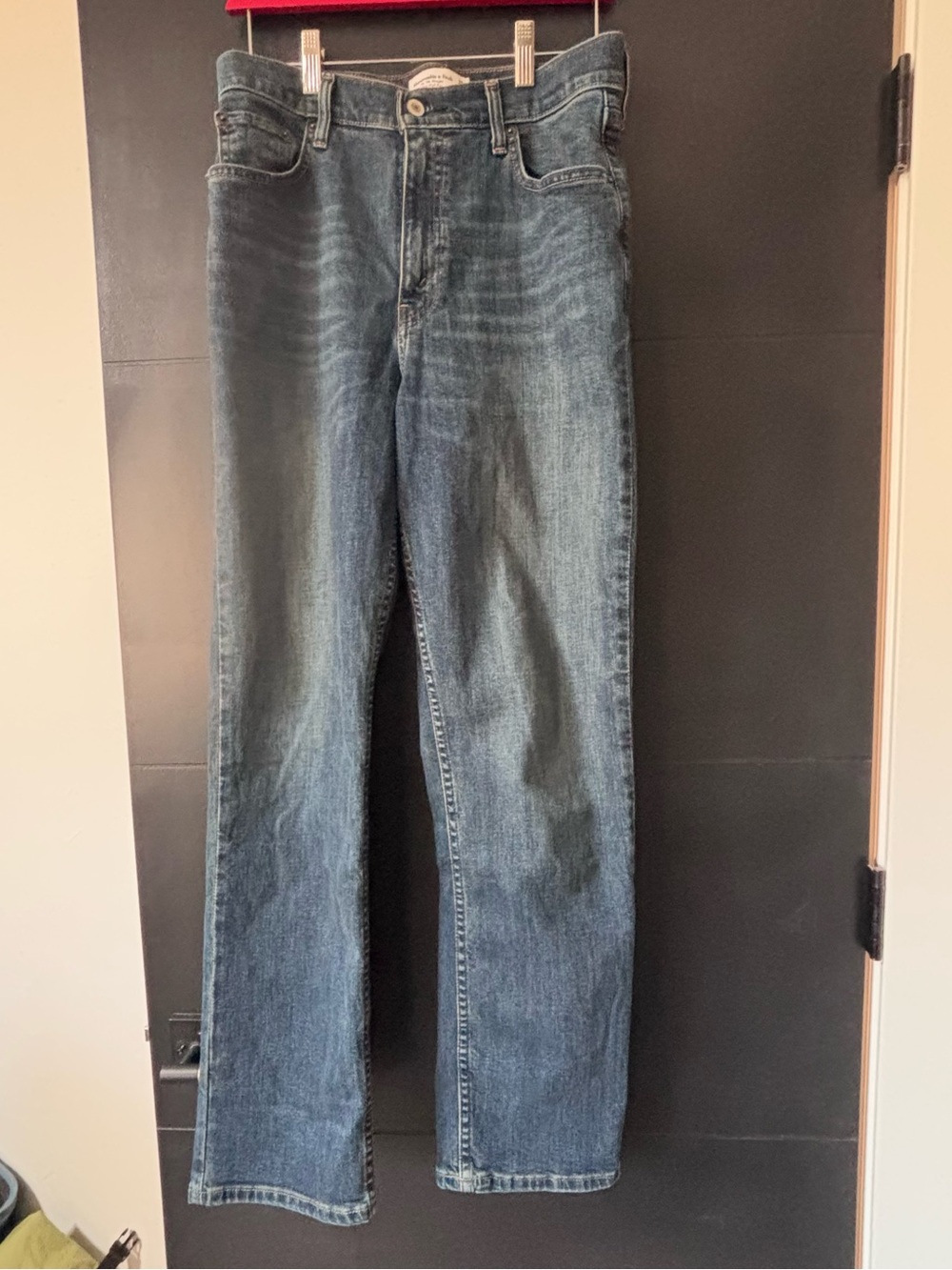 The ‘90s Straight Ultra High Rise Jean